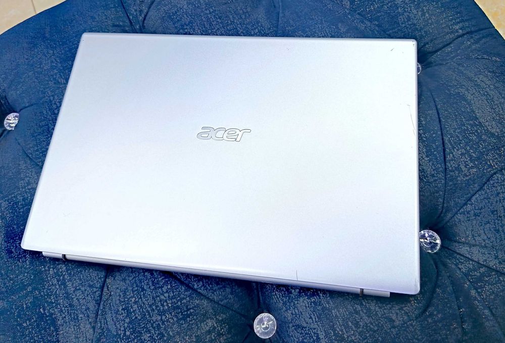 Acer core i3 11-th Gen. 12/256 GB