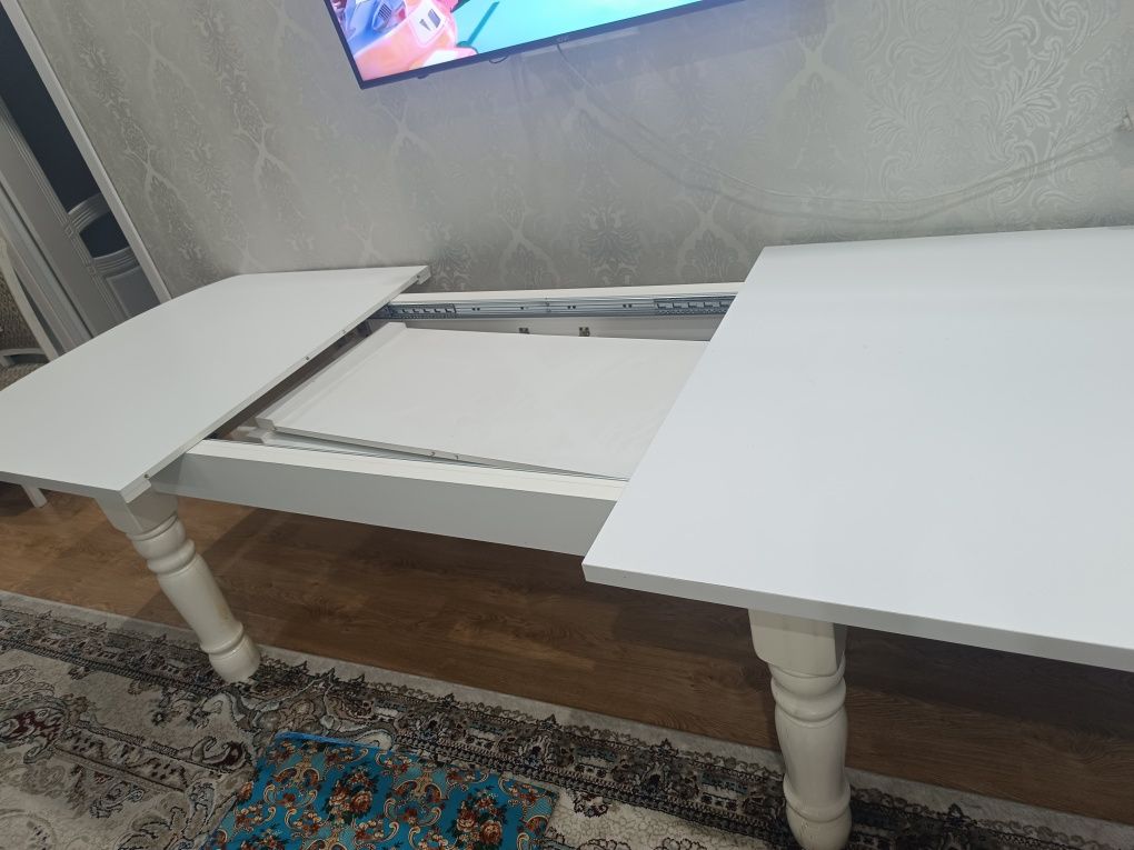 Продам стол раздвижной 3,5 метра