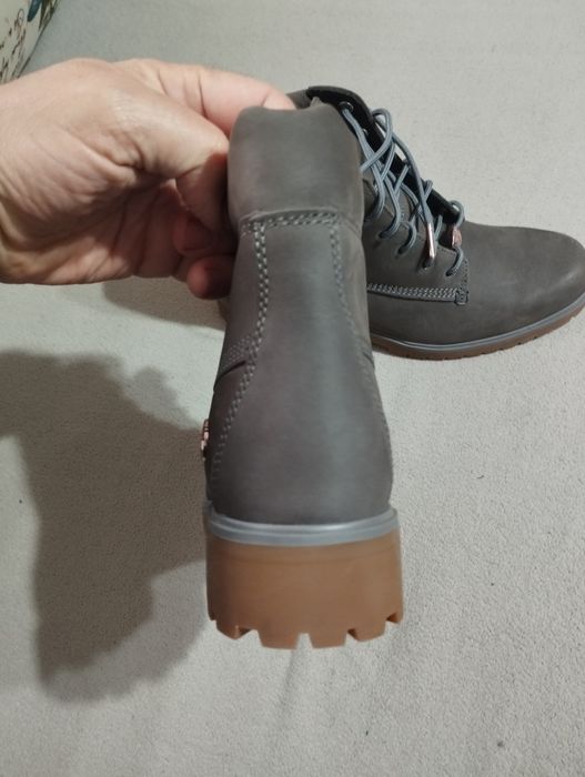 Bocanci Timberland 6 premium inch măr 40