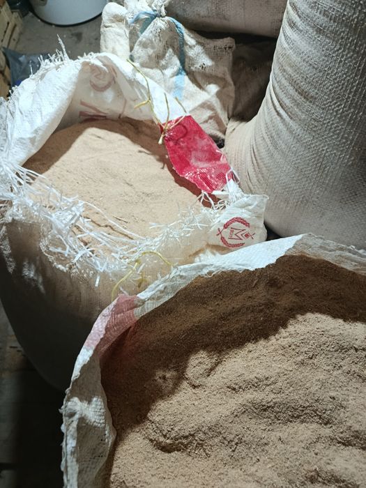 Apilka mayda sotiladi. Qoplangan