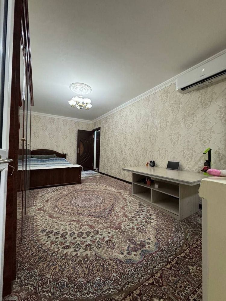 1xona 1etaj yaxshi xolatda SROCHNA chil 21kv da