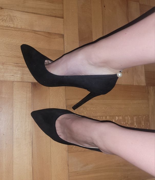 Pantofi stiletto