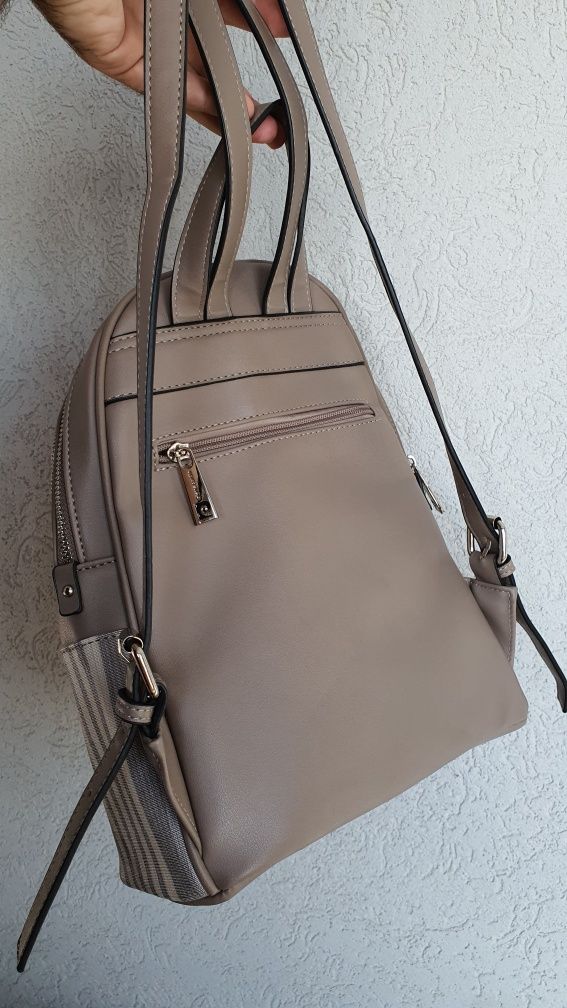 Rucsac din piele ecologica, Pierre Cardin - Taupe / stare foarte buna