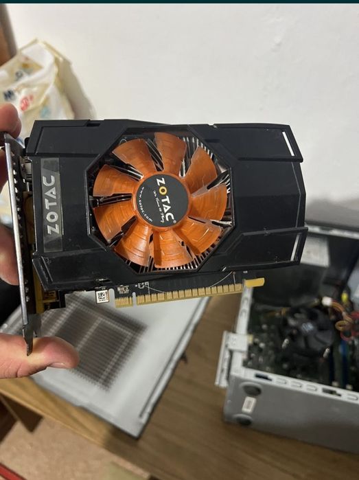 Продам Компьютер Acer  игры есть C.S2