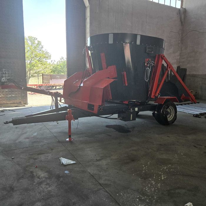 Mixer furaje Remorca tehnologica 6 m3