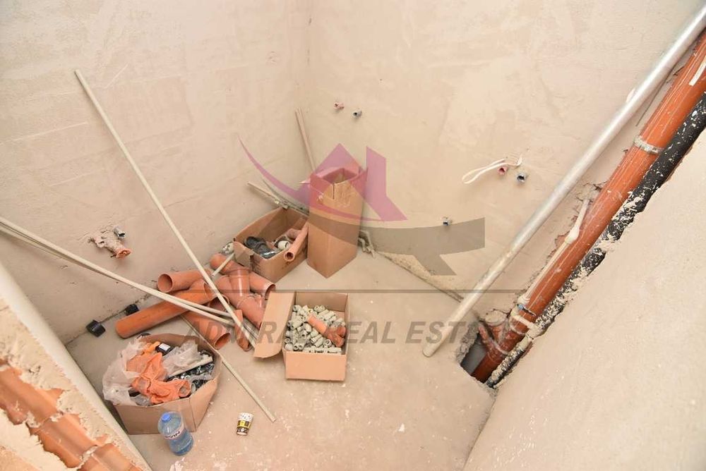 Продава се Двустаен апартамент в Варна, Възраждане 3 - 65 кв.м за 1524 €/кв.м - Снимка #5