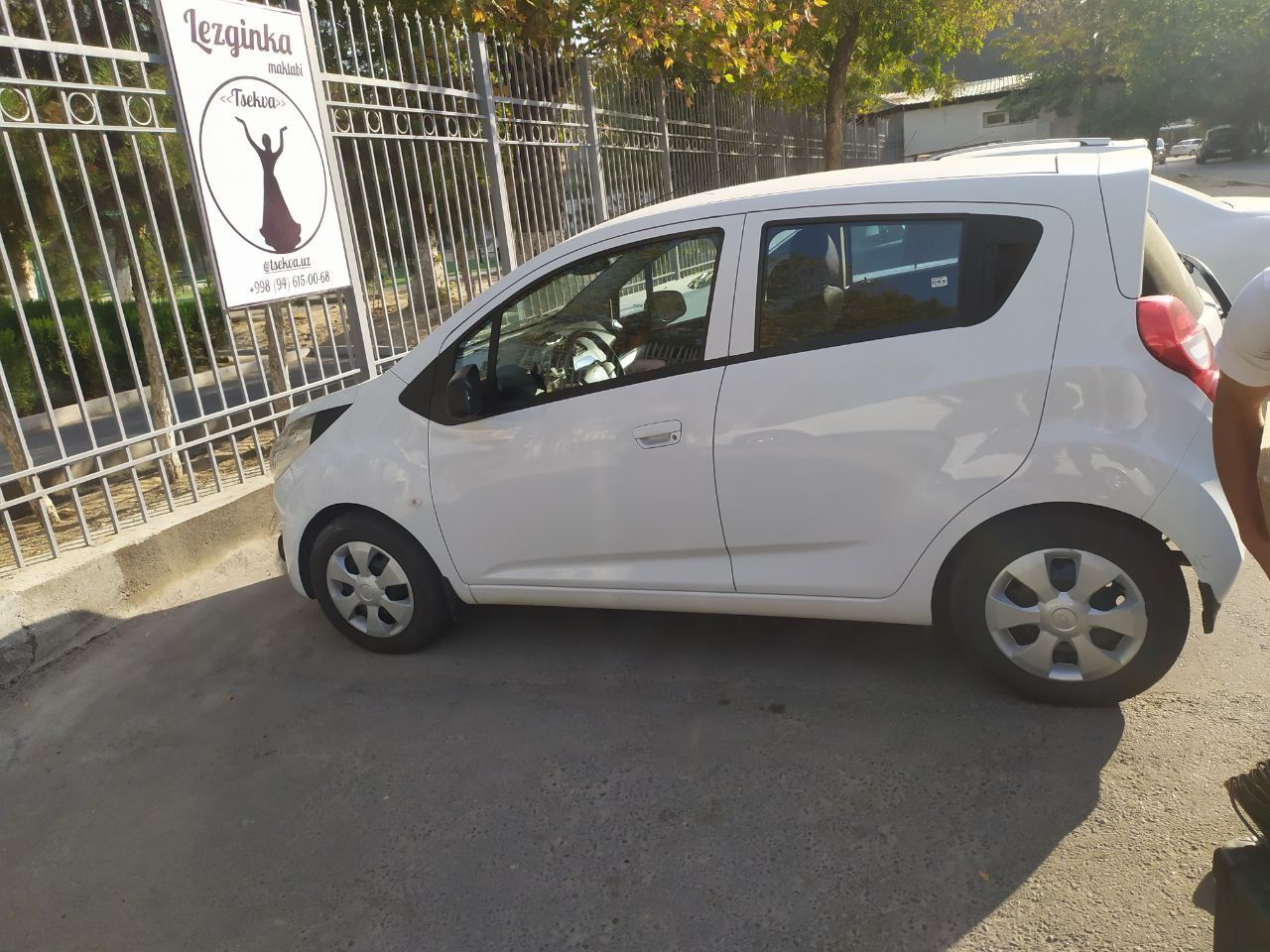 Chevrolet spark 2
