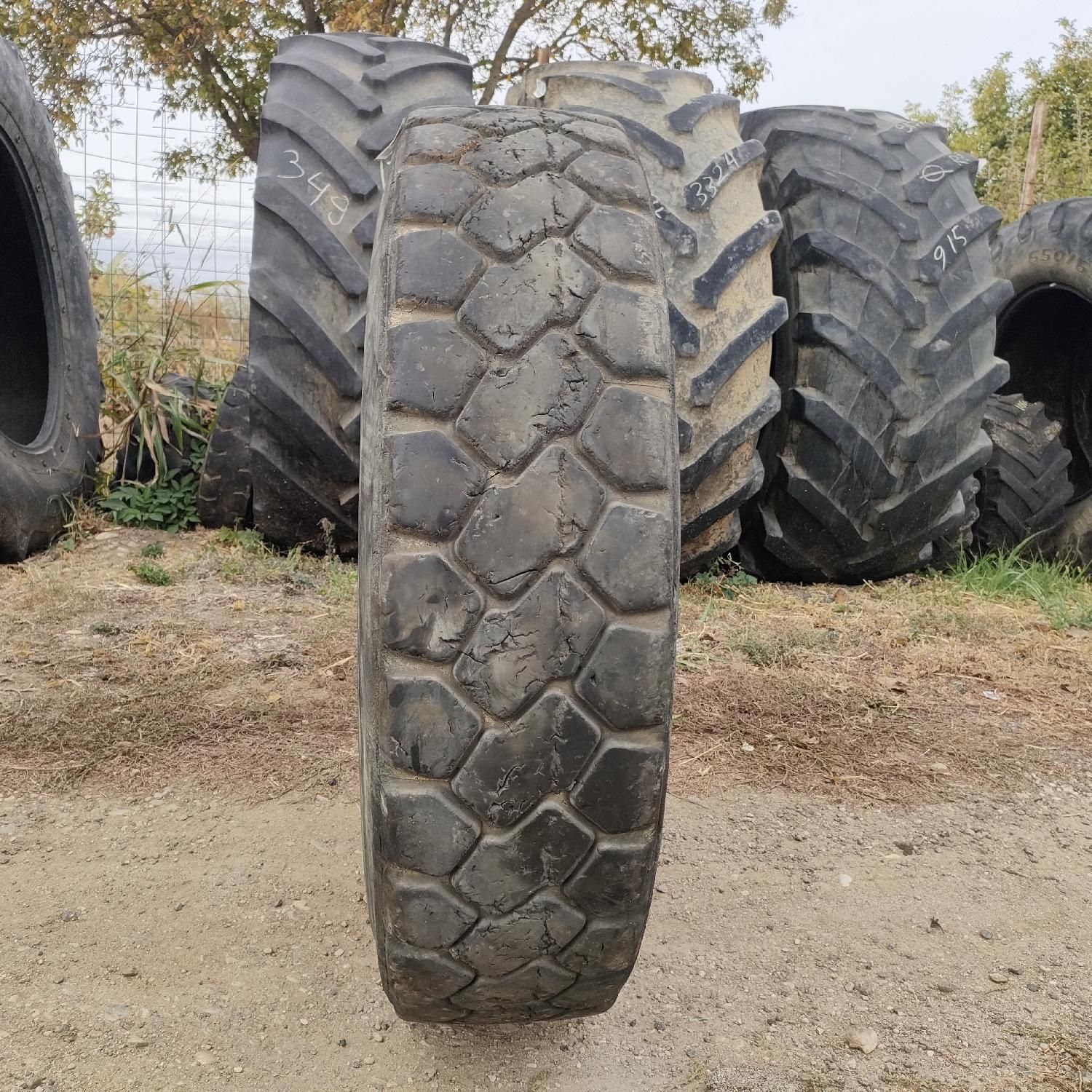 Cauciucuri 13R22.5 Bridgestone Anvelope Agricole Second Hand