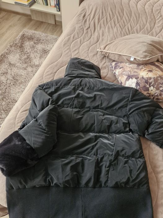 Зимно яке чисто ново