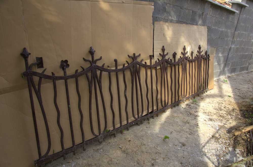 Ковано желязо-врата и ограда
