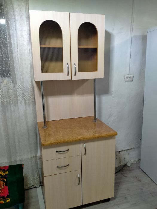 Продам маленький кухонный гарнитур