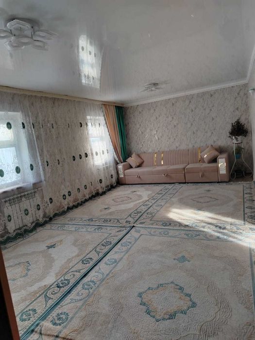 Дом на 8марта СПАРЕННЫЙ на два хозяина все центральное  8 сот,73 кв.м.