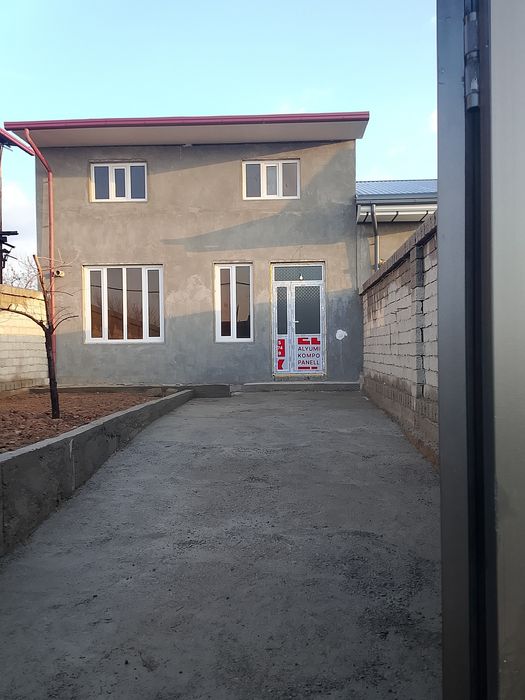 Уй сотилади 6 хона