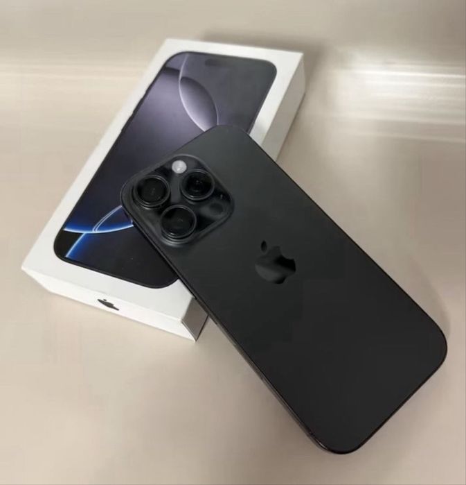 Iphone 16 pro inca in garantie luat de nou