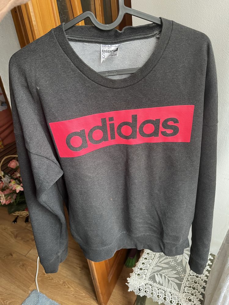 Bluza Adidas.