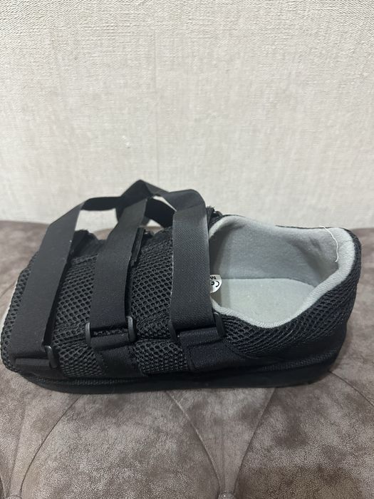 Ортопедический ботинок