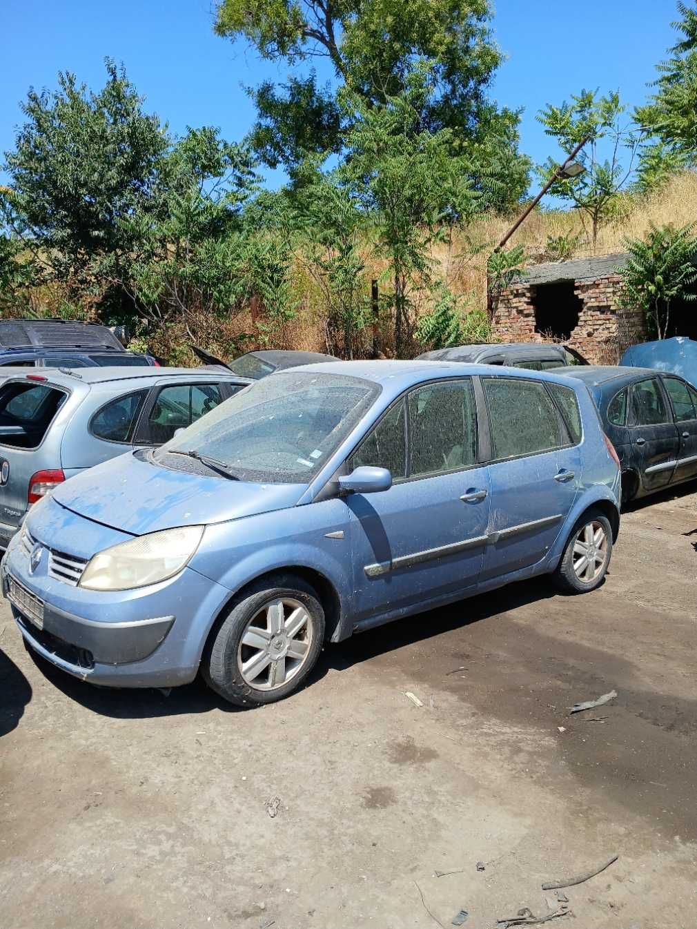 Renault Scenic 1.9 DCi 2000 г. на части