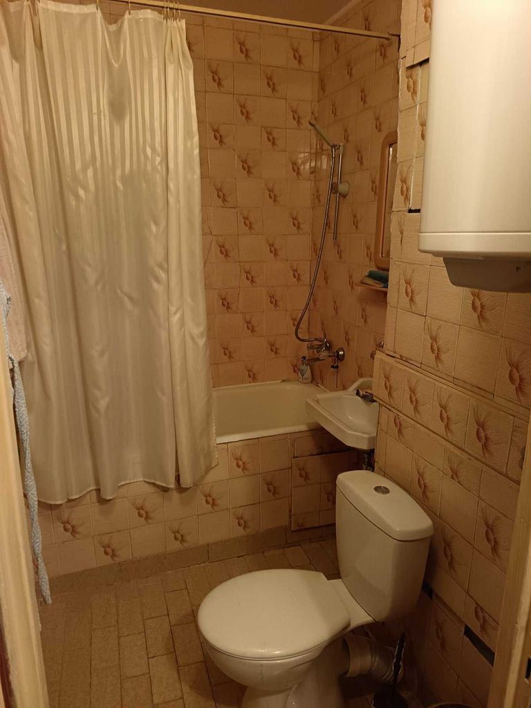 Продава се Тристаен апартамент в Самоков - 66 кв.м за 1228 €/кв.м - Снимка #11