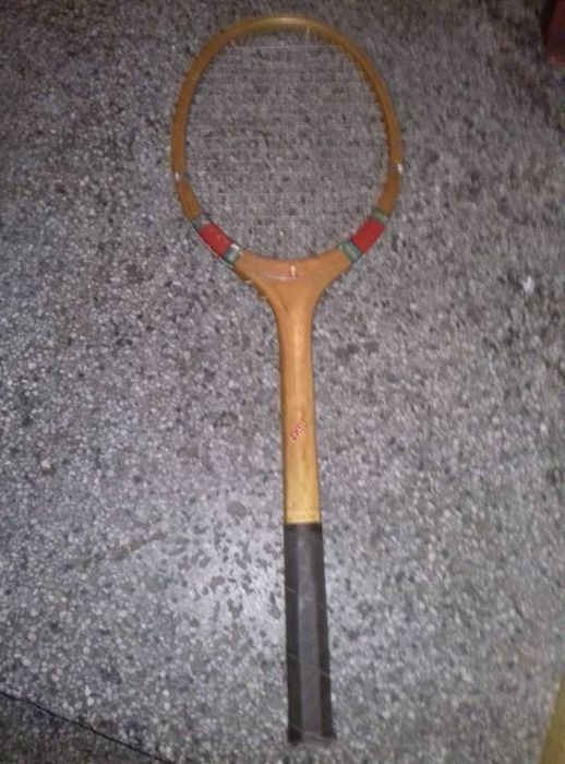 дървена тенис ракетка юниор динамо
