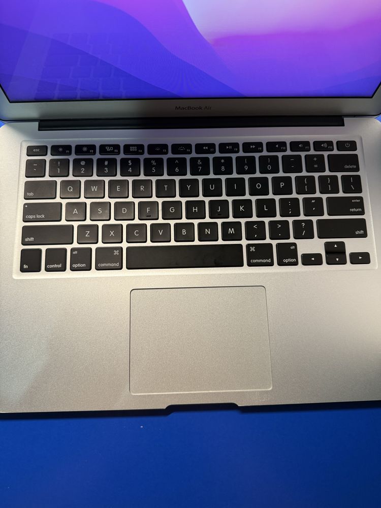 MacBook Air 2017 | 13” | Core i5 | 128GB SSD | Хорошее состояние