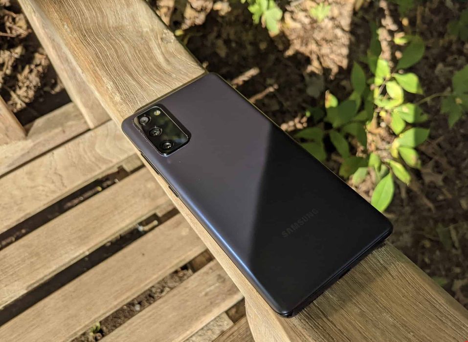 Samsung S20FE 128 GB