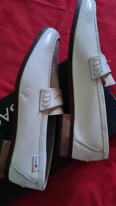 Pantofi  din piele naturală, potriviti pt mire . Nr  43