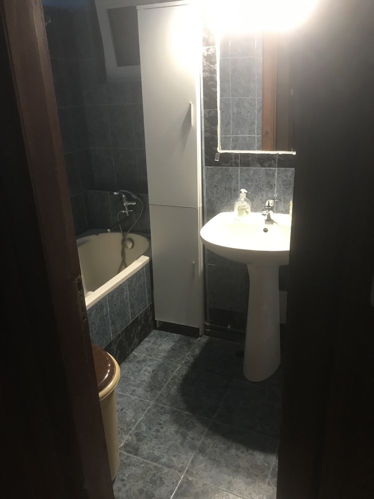 Apartament 2 camere etaj 1 DECOMANDAT