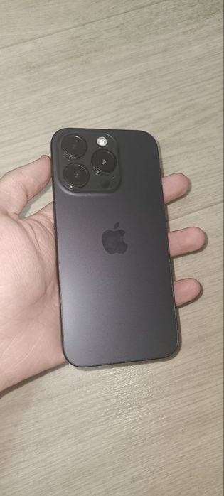 Айфон 15 про / iphone 15 pro 128гб (деффект)