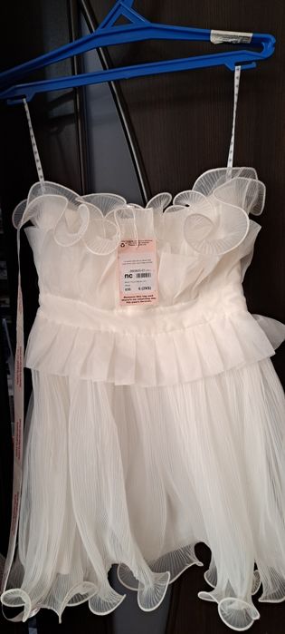 Коктеильное новое белое платье размер S