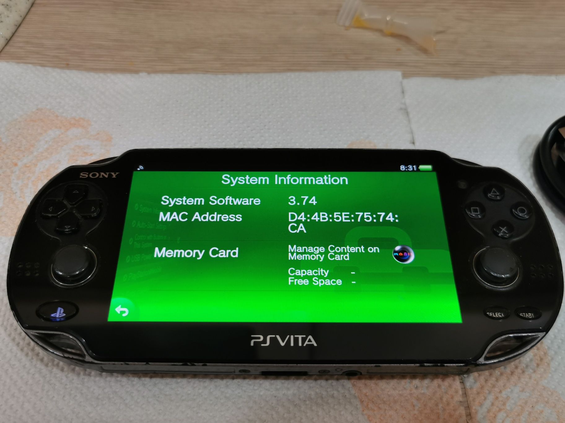 PSvita модел PCH-1003