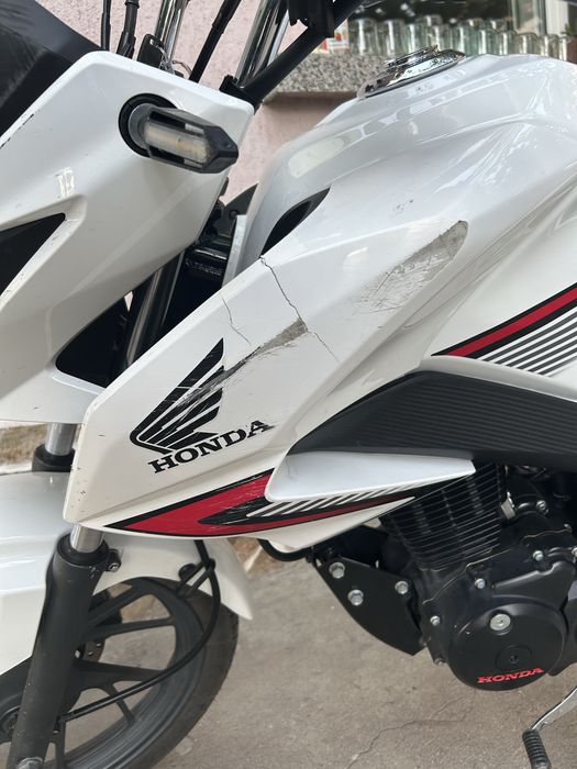 Honda cb125f 2015