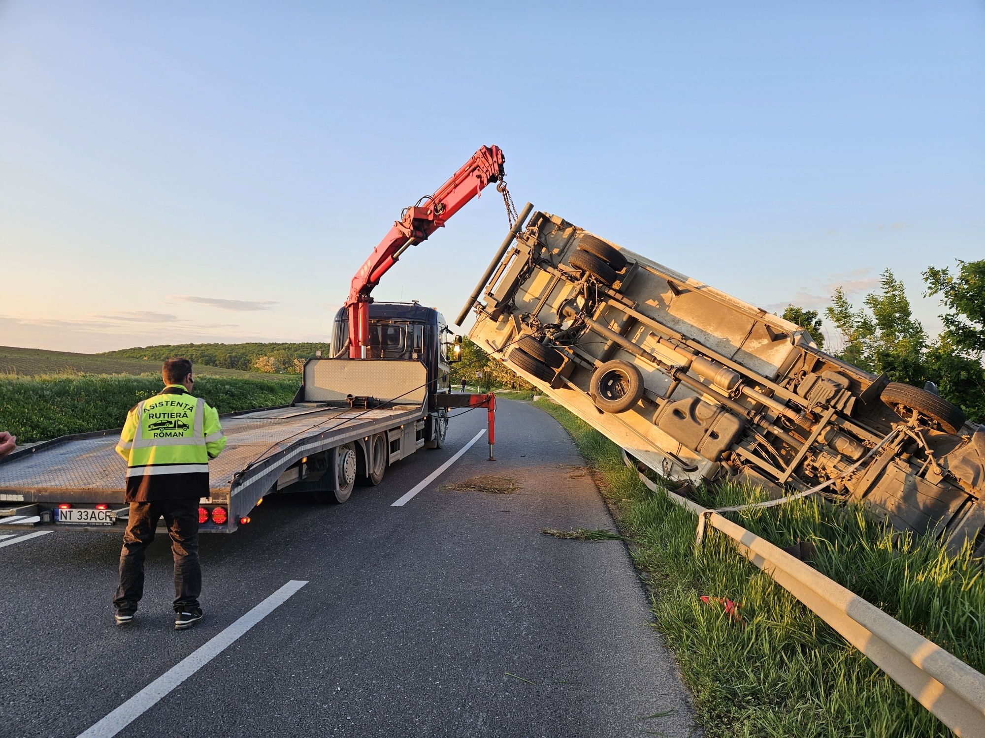 Scania autoplatforma cu macara de vanzare