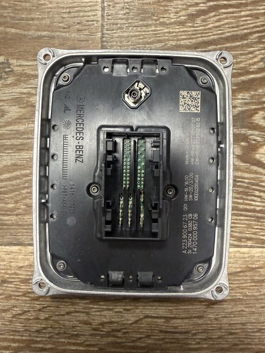 Mercedes W223 Digital light запалка баласт голям