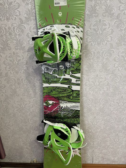 Placa snowboard 150 cm trans  cu legaturi