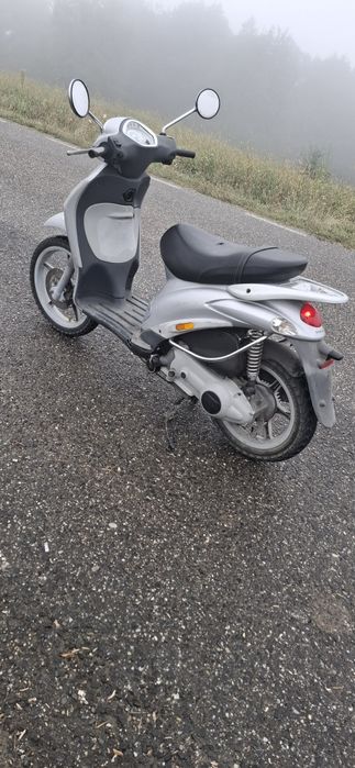 Vând piaggio liberty 125cc 4