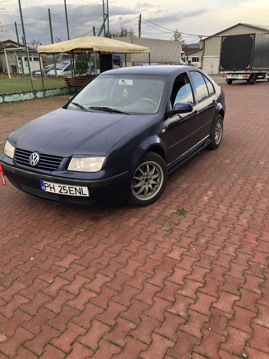 Vand vw bora 1.6 16 valve din 2001