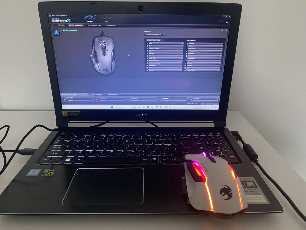 Mouse Gaming ROCCAT Kone AIMO Remastered – Alb