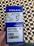 Vând pompa de ulei Volvo cod 30777092