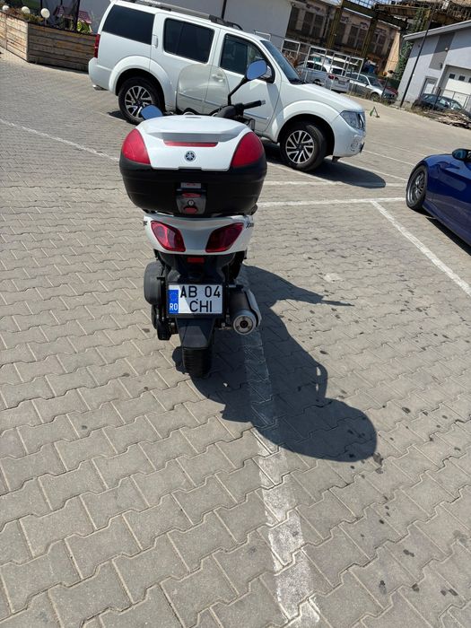 Yamaha X max 250 cm