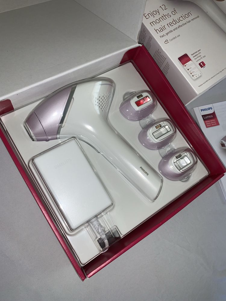 Epilator IPL Philips Lumea Prestige BRI947/00