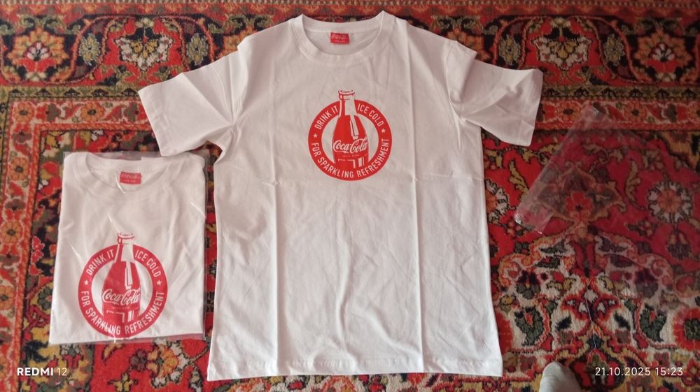 Coca Cola futbolka sotiladi