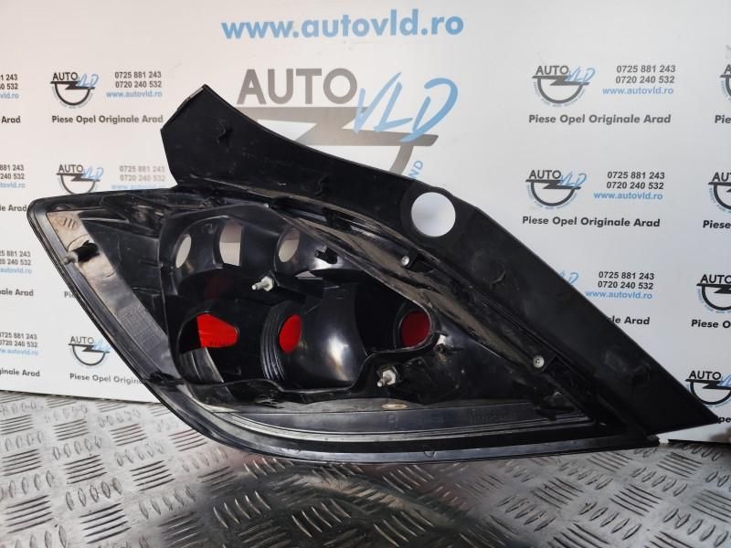 Stop aripa dreapta Opel Astra H