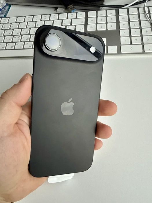 Apple iPhone Air 256GB Black (EAC)