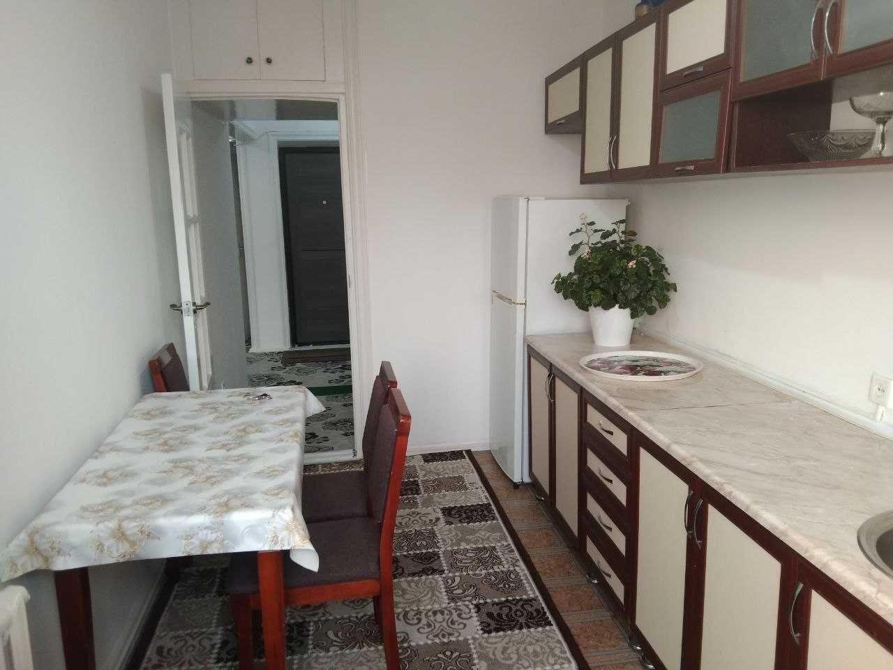 Sergeli TURON METRO bekatida 3 xonali uy ijaraga beriladi. (3/2/9)