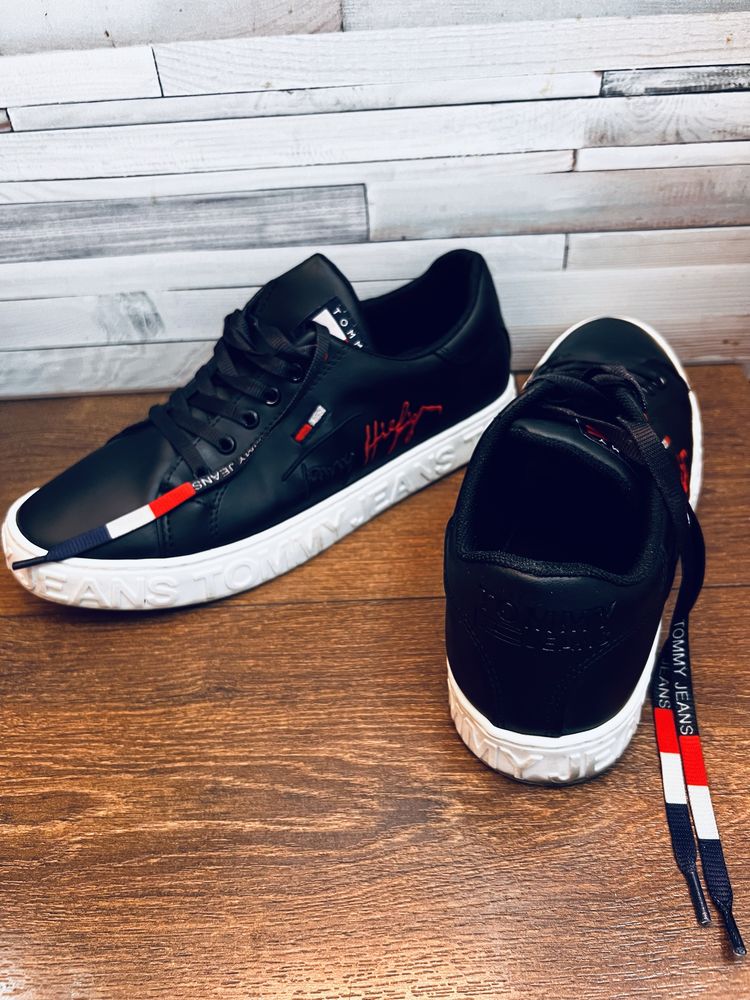 Кецове Tommy Hilfiger