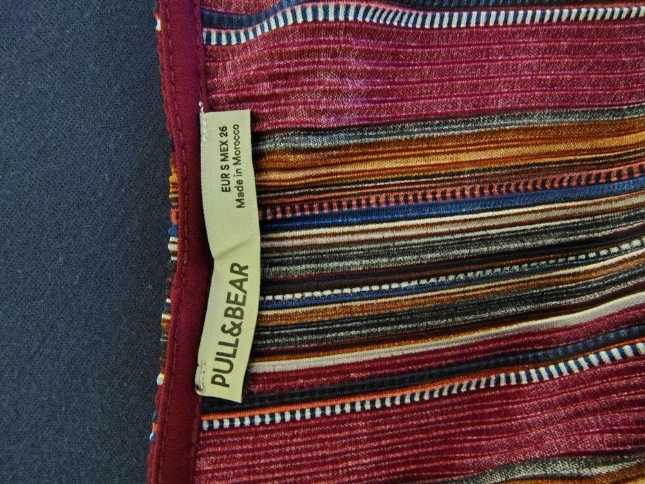 Rochie Pull & bear lungă cu mâneci lungi