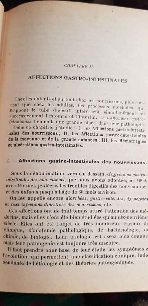 Carte veche in lb.franceza- medicina pediatrica.