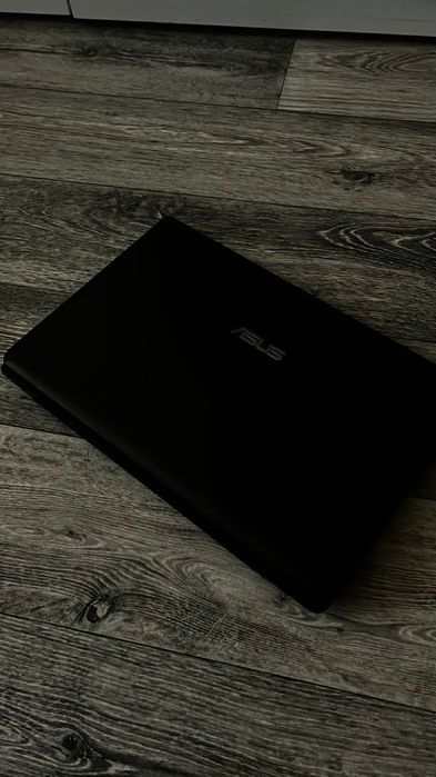 Ноутбук Asus x53s