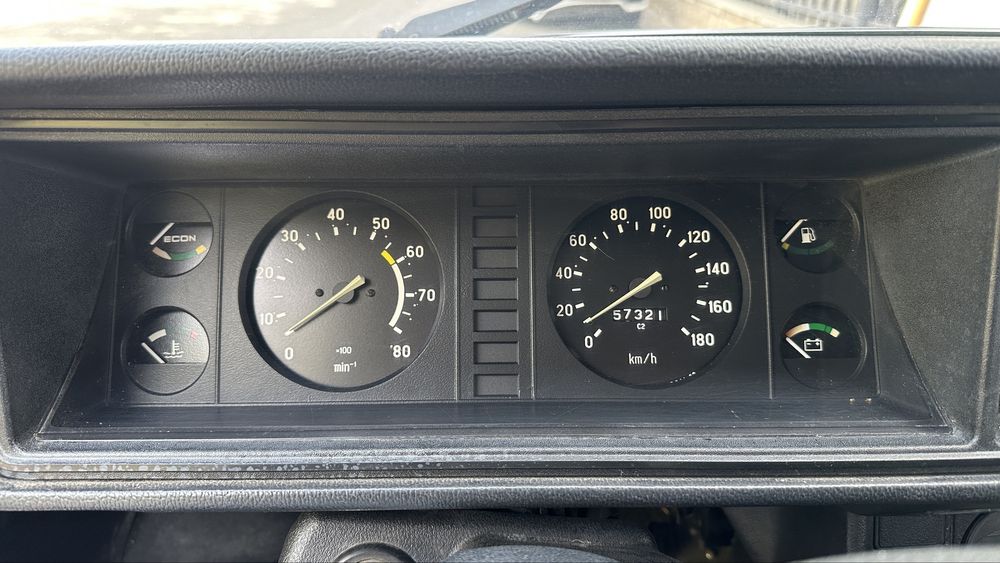 Sotiladi Lada Vaz  2104 holati ideal yengi moshina 2012yil