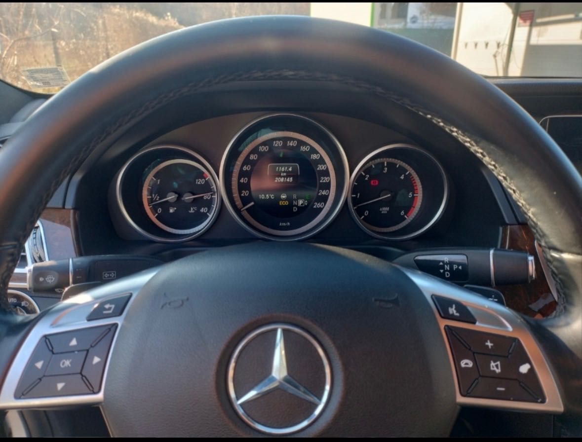 Mercedes Benz E350